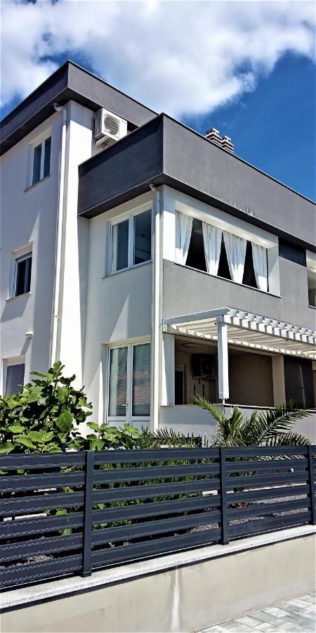 Apartment Ivetka Banjol ภายนอก รูปภาพ